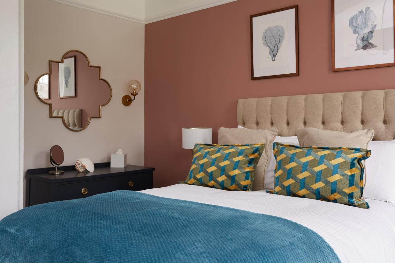 Sentry Mead Hotel Totland  Екстер'єр фото