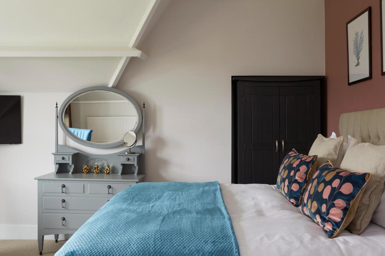 Sentry Mead Hotel Totland  Екстер'єр фото
