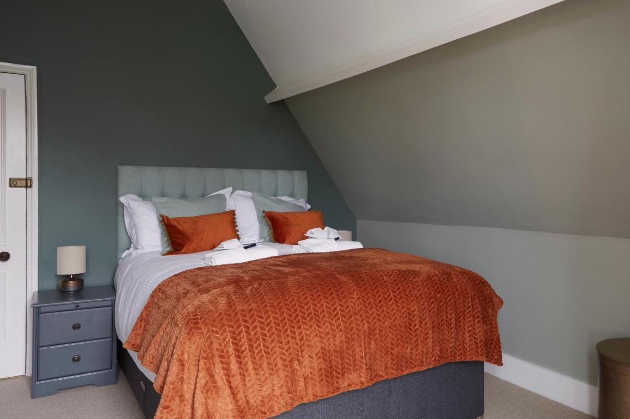 Sentry Mead Hotel Totland  Екстер'єр фото